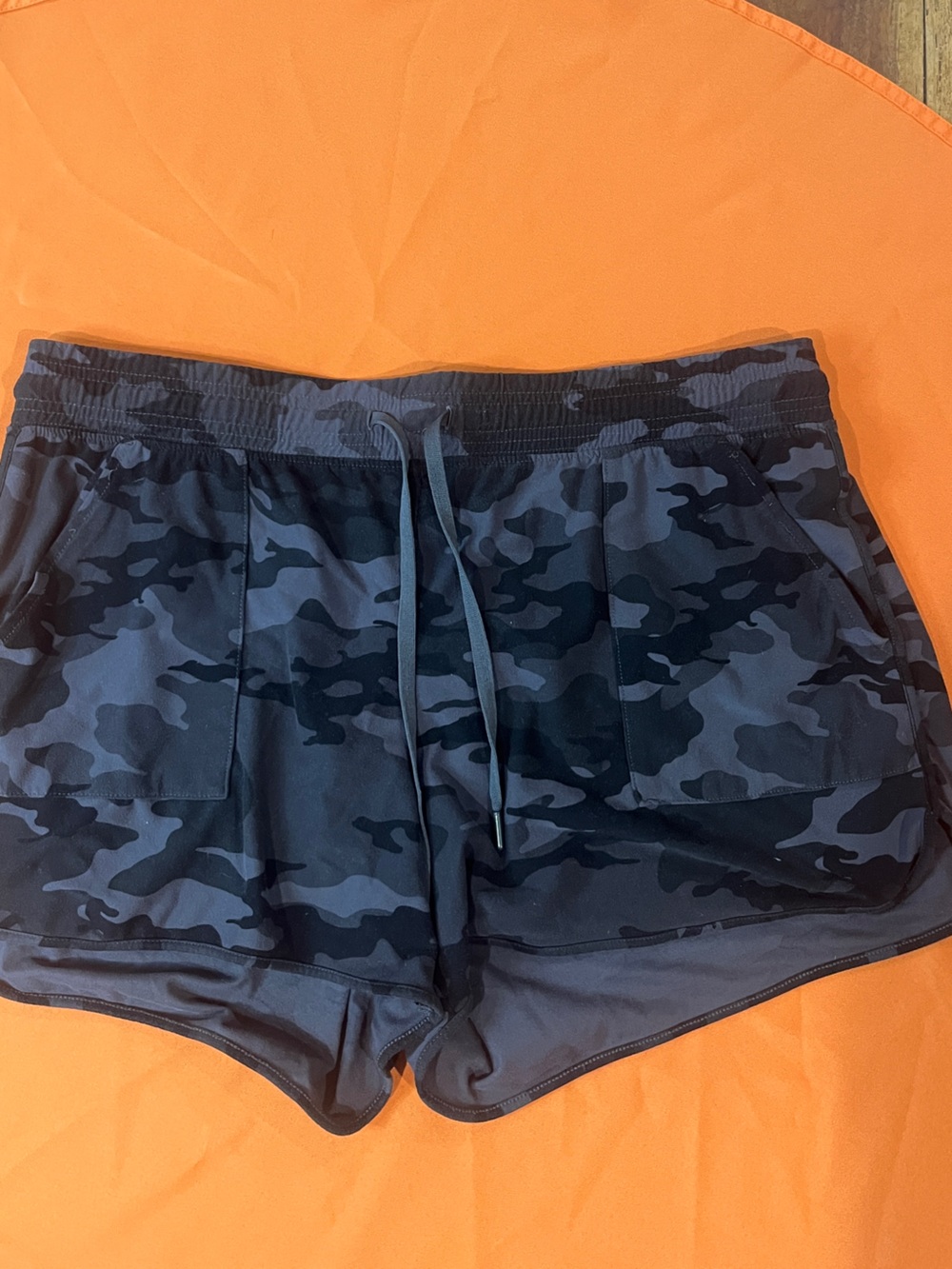 6/$20 Women's Black Gray Camo Athletic Shorts with Drawstring Waist